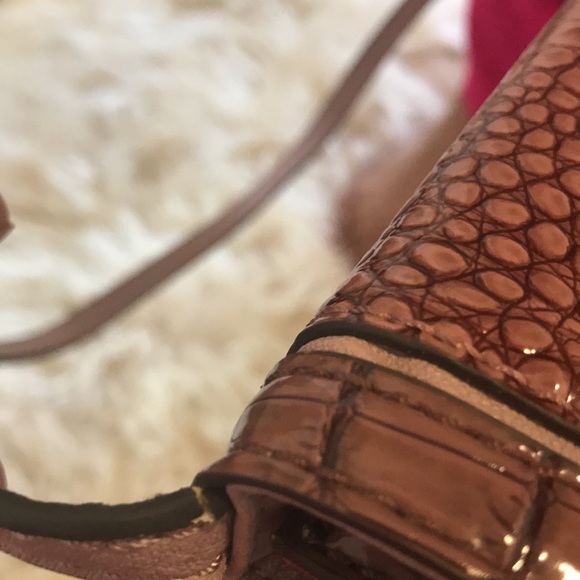 Guess evening bag. - Picture 5 of 6